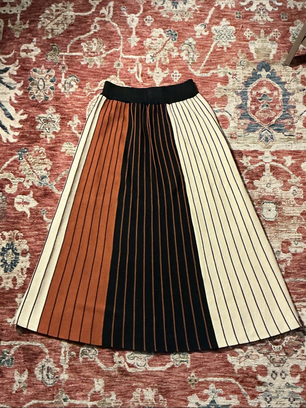 Amazon Pleated Colorblock Midi Skirt in Rust, Black & Cream